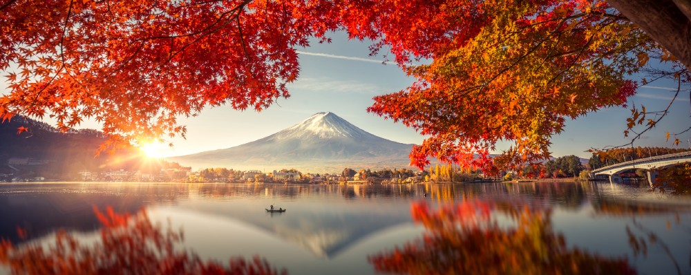 The sublime natural beauty of Japan awaits you!